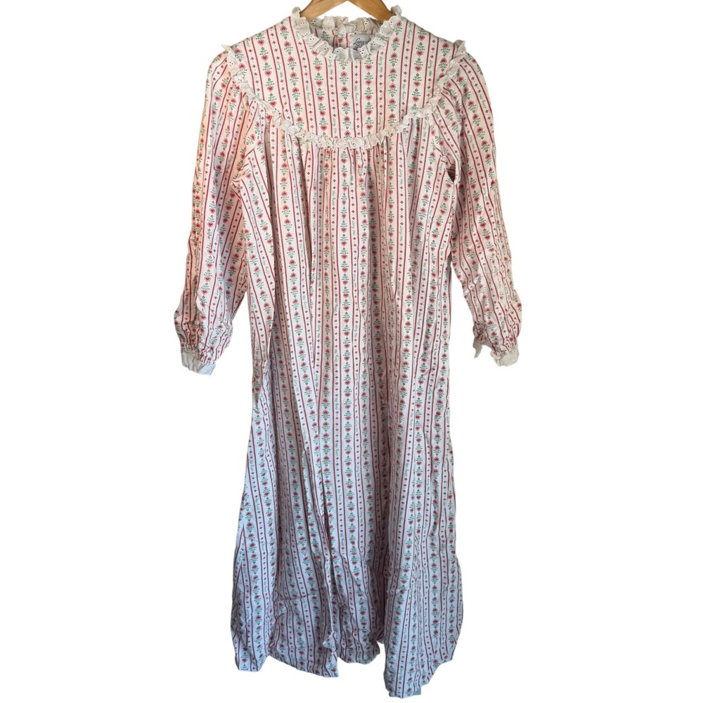 Lanz of Salzburg Nightgown Tyrolean‎ LG White Red Heart Floral Stripe Vintage 86